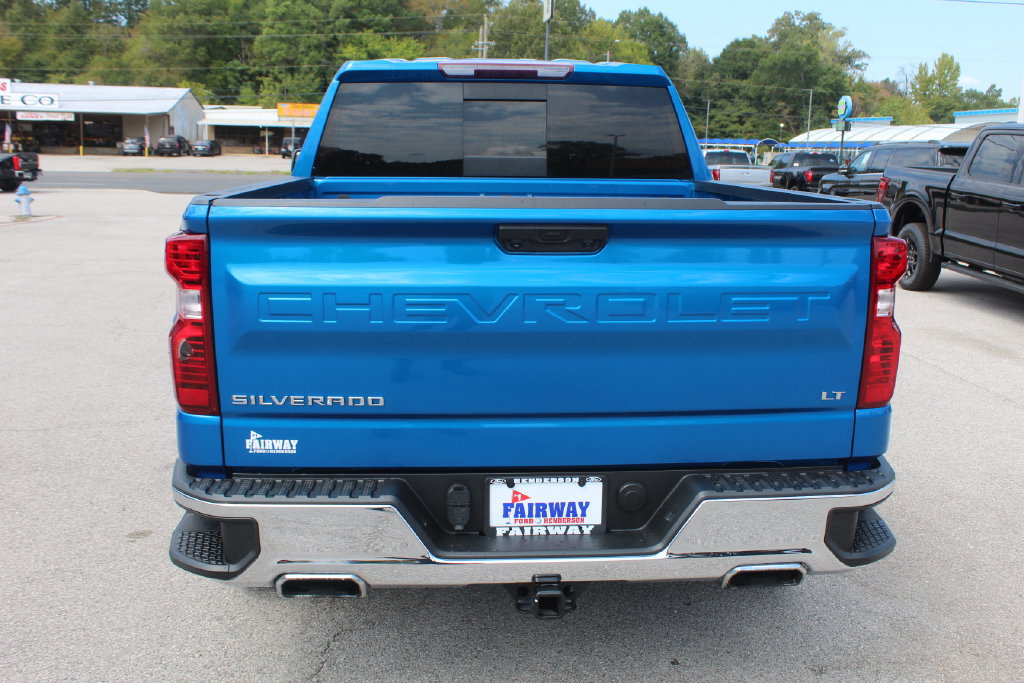 Used 2024 Chevrolet Silverado 1500 LT w/ Z71 Off-Road Package AWD/4WD image 10