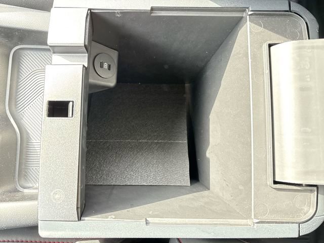 Certified 2025 Ford Explorer ST image 30