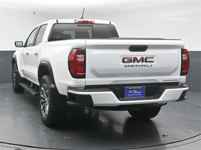 Used 2023 GMC Canyon Denali image 9