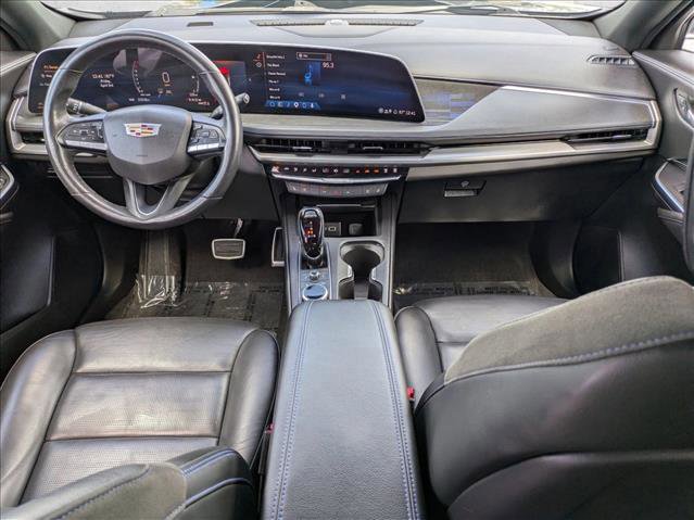 Used 2024 Cadillac XT4 Sport image 19