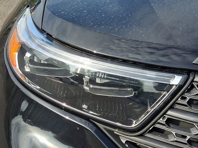 Certified 2023 Ford Explorer XLT w/ Equipment Group 202A AWD/4WD image 9
