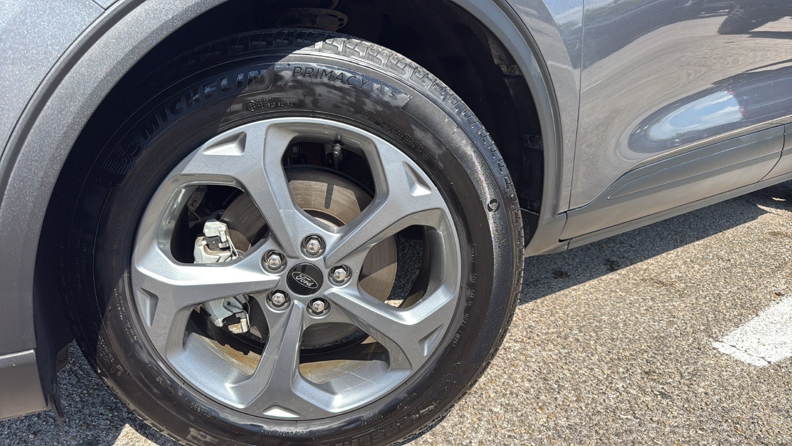 Certified 2025 Ford Escape ST-Line FWD image 29