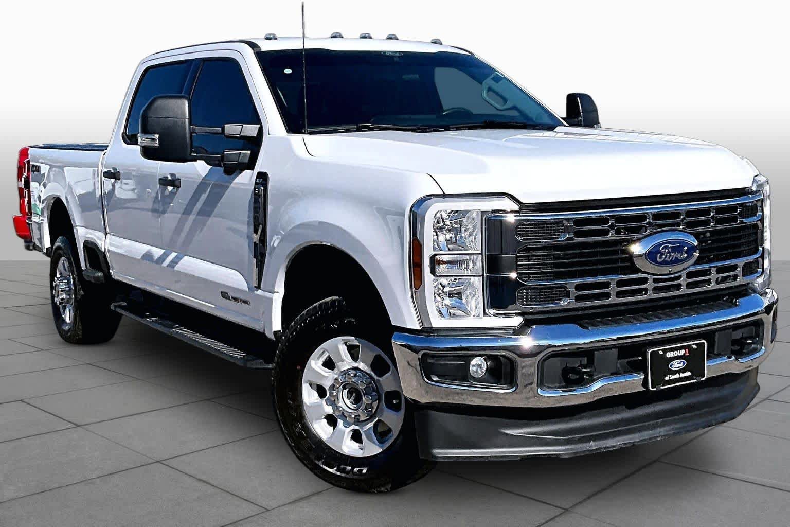 Certified 2024 Ford F250 XLT w/ 360-Degree Camera Package AWD/4WD image 3