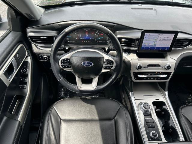 Certified 2023 Ford Explorer XLT w/ Equipment Group 202A AWD/4WD image 5