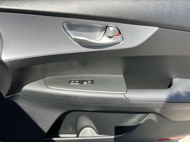 Used 2024 Kia Forte LXS FWD image 23