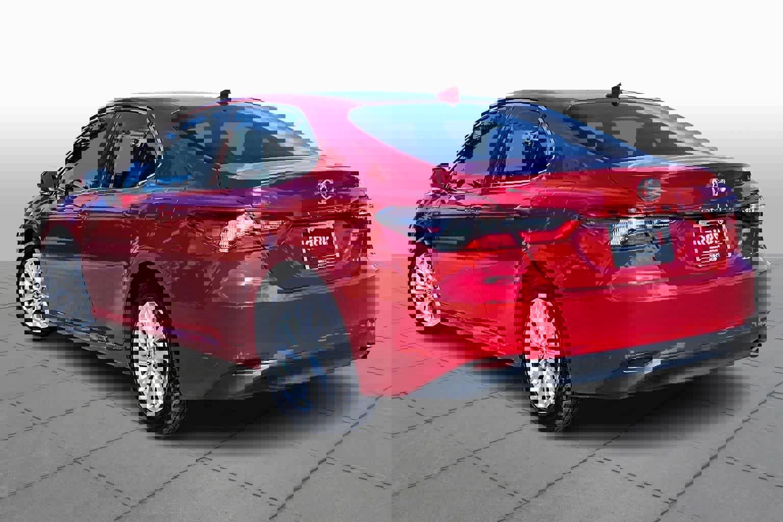 Used 2023 Toyota Camry LE image 12