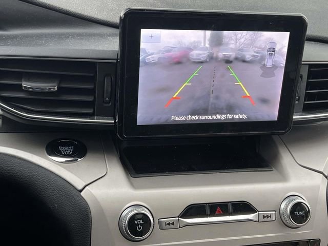 Certified 2023 Ford Explorer XLT w/ Equipment Group 202A image 9