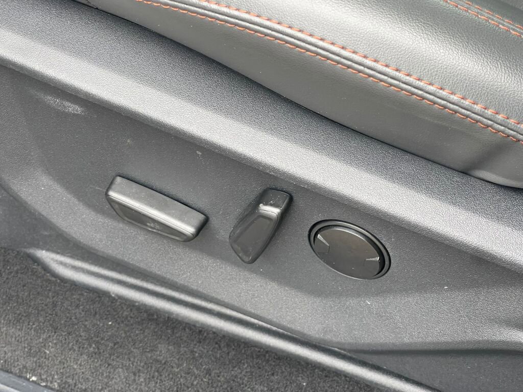 Certified 2025 Ford Expedition Active image 15