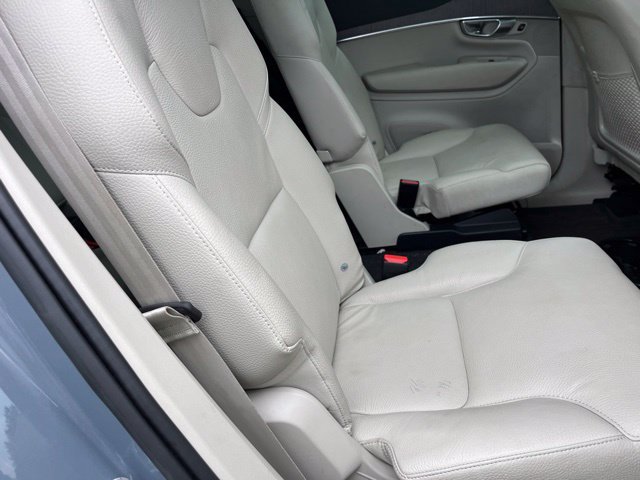 Used 2023 Volvo XC90 B6 Plus w/ Protection Package AWD/4WD image 13