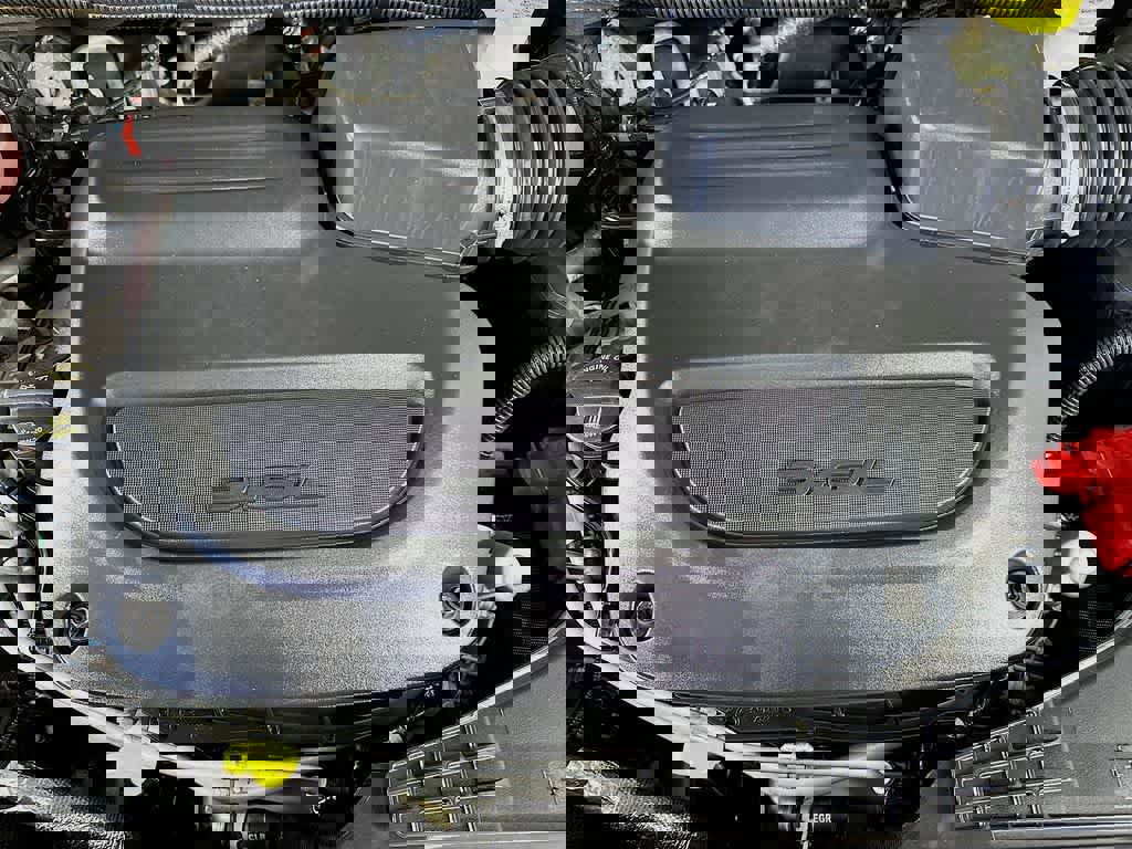 Used 2022 Chrysler Pacifica Limited w/ Uconnect Theater Family Group image 12