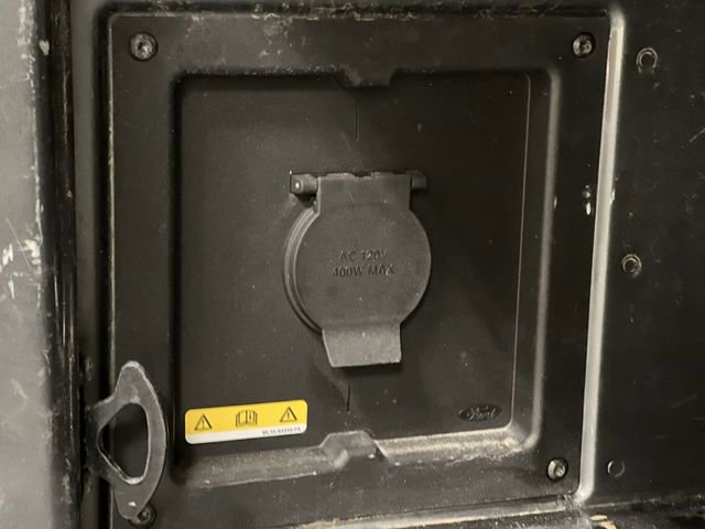 Certified 2022 Ford F150 Lariat w/ Equipment Group 502A High image 20