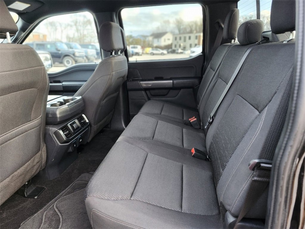 Certified 2022 Ford F150 XLT w/ Equipment Group 302A High image 16