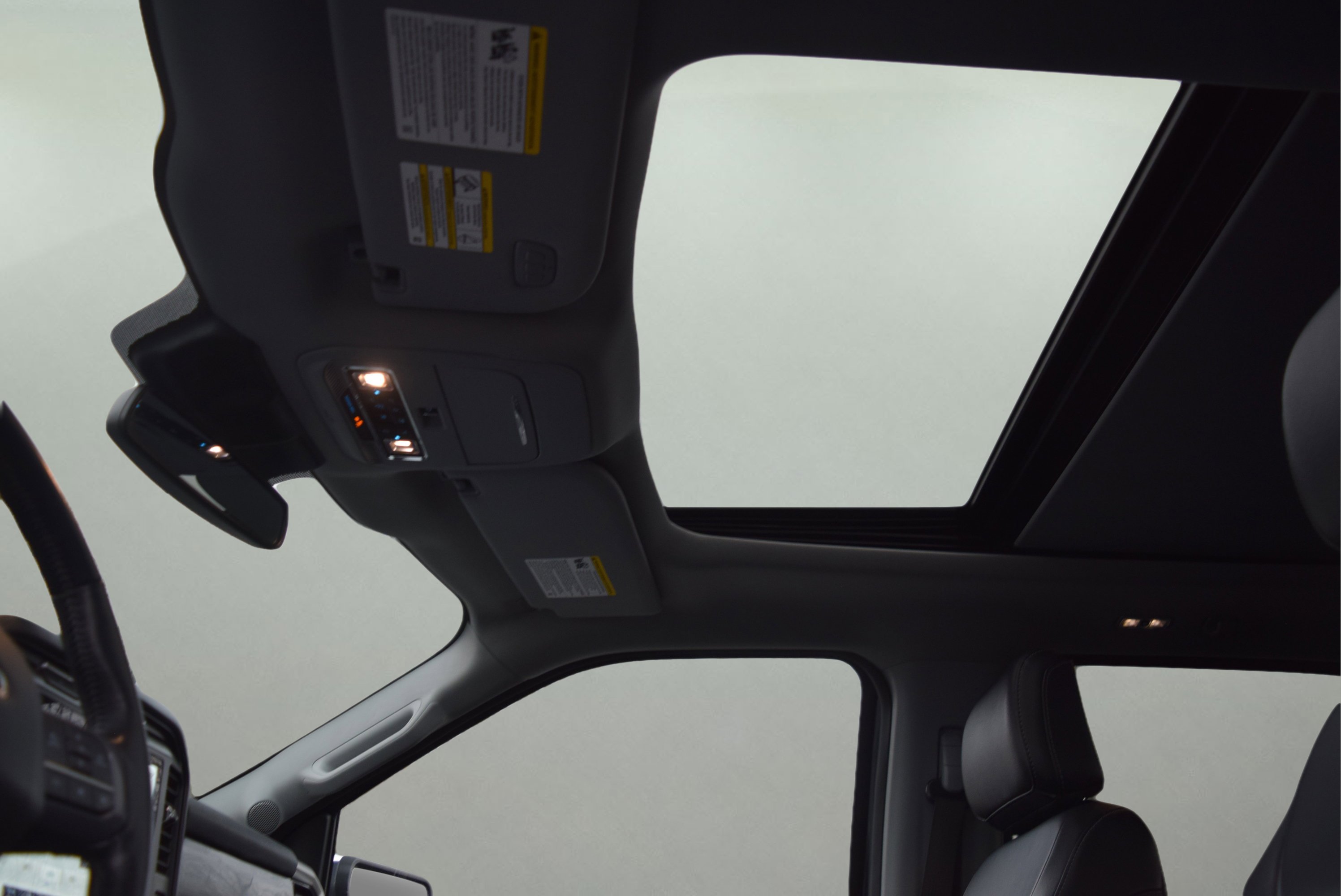 Certified 2023 Ford F150 Lariat w/ Equipment Group 502A High image 11