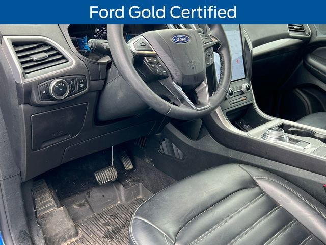 Certified 2024 Ford Edge SEL w/ Convenience Package image 3