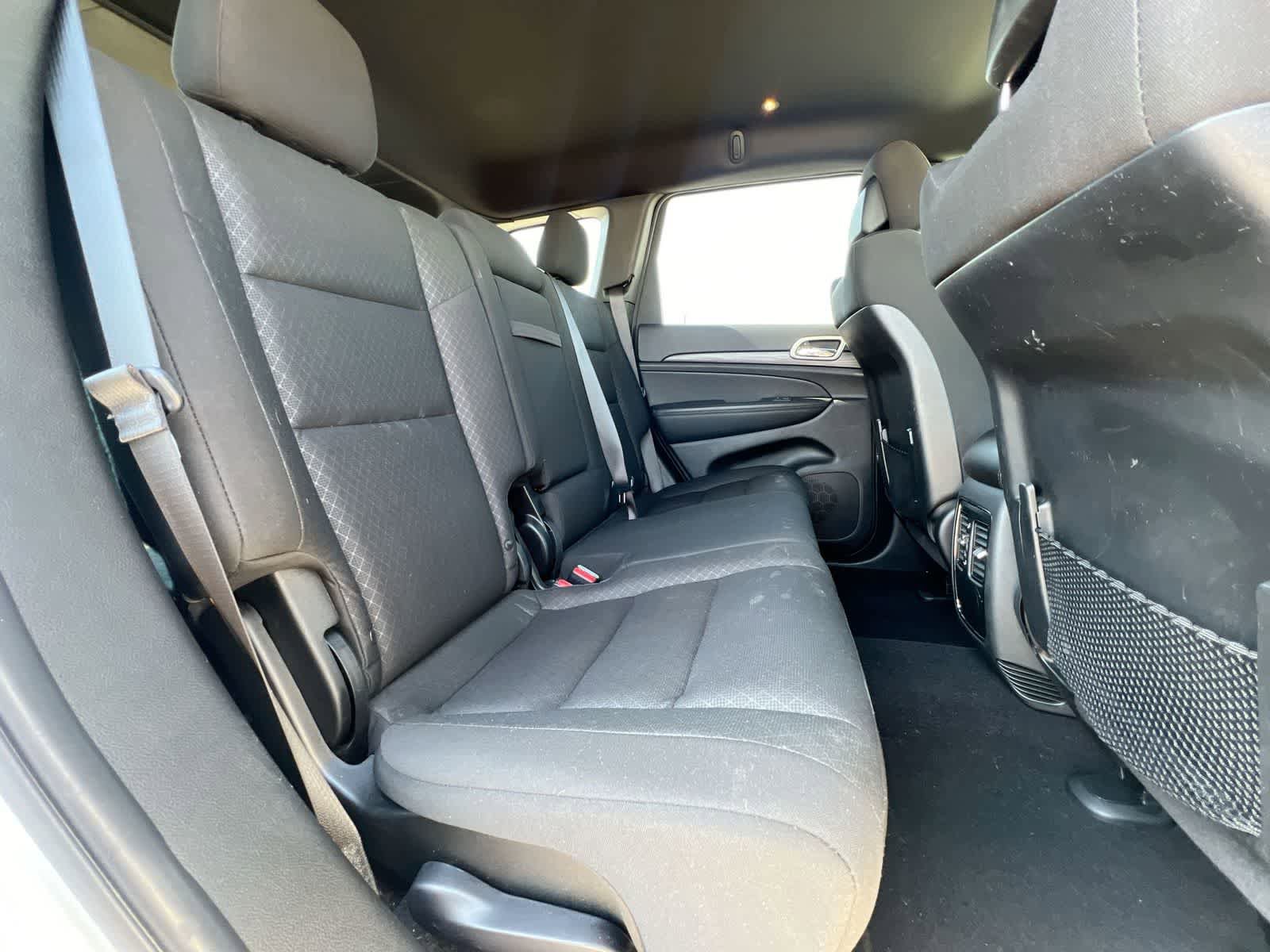 Used 2021 Jeep Grand Cherokee Laredo AWD/4WD image 20