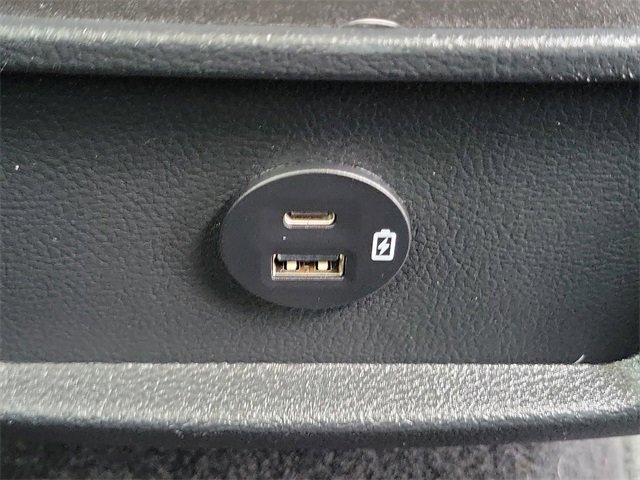 Certified 2022 Ford Edge SEL image 26