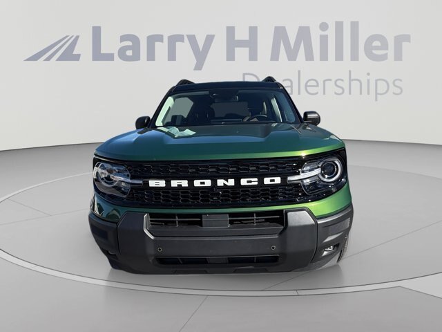 Certified 2025 Ford Bronco Sport Outer Banks w/ Outer Banks Tech Package+ AWD/4WD image 8