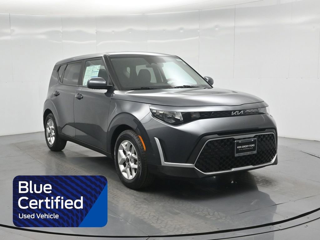 Used 2023 Kia Soul LX w/ Option Group 015