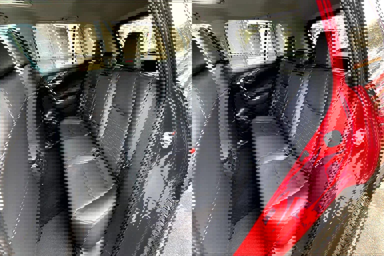 Used 2025 Toyota RAV4 XLE Premium image 22