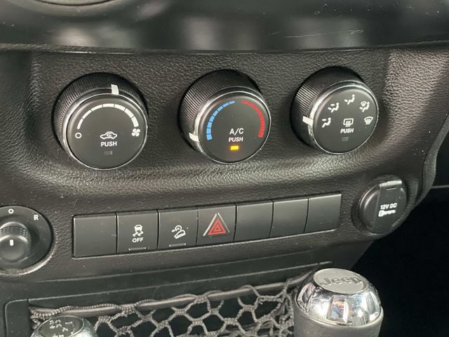 Used 2017 Jeep Wrangler Unlimited Sport w/ Quick Order Package 24S AWD/4WD image 18