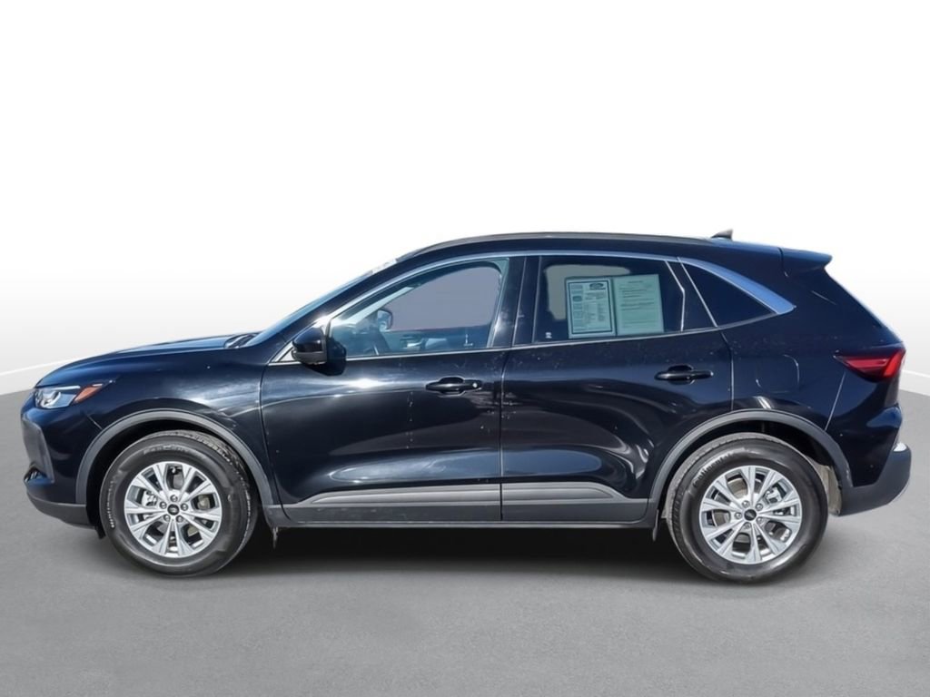 Certified 2023 Ford Escape Active w/ Tech Pack #2 image 2