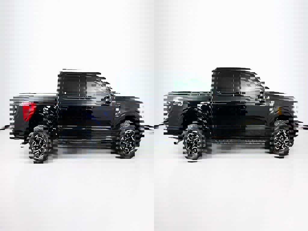 Certified 2023 Ford F150 XLT w/ Equipment Group 302A High image 25