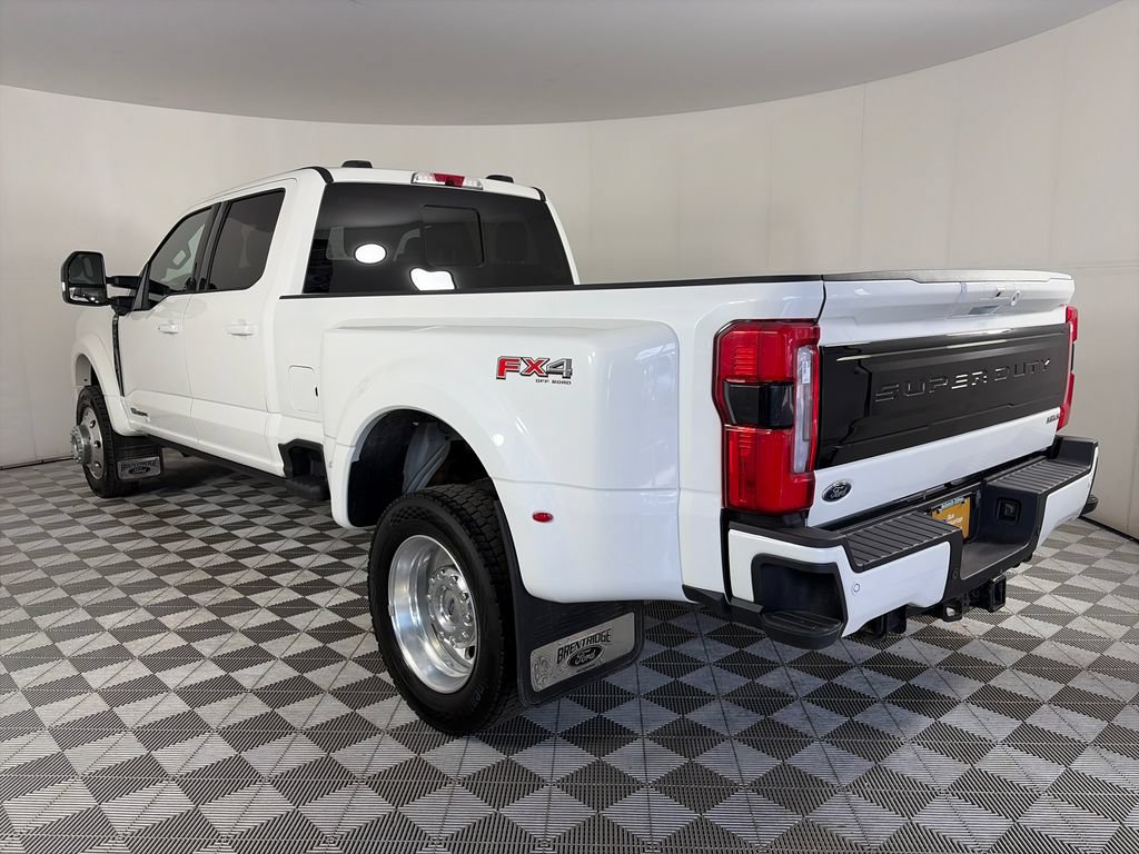 Certified 2026 Ford F450 Platinum w/ FX4 Off-Road Package AWD/4WD image 5