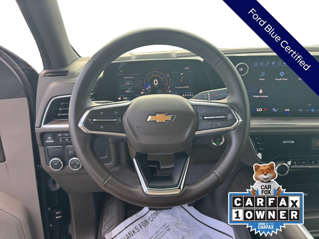 Used 2025 Chevrolet Suburban LT RWD image 16