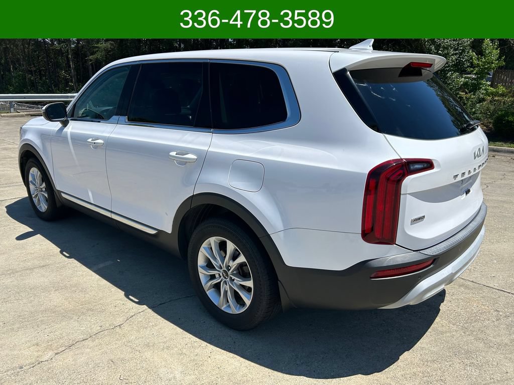Used 2022 Kia Telluride LX AWD/4WD image 3