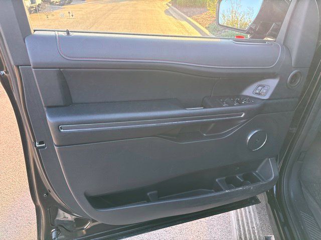 Certified 2023 Ford Expedition Limited AWD/4WD image 8