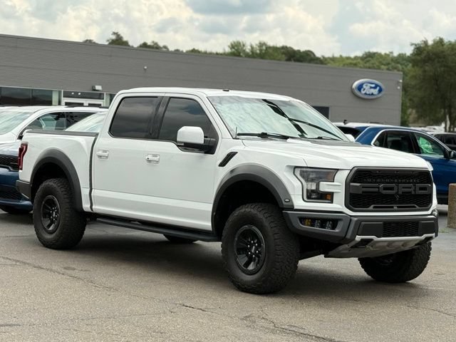 Certified 2018 Ford F150 Raptor w/ Equipment Group 802A Luxury AWD/4WD image 32