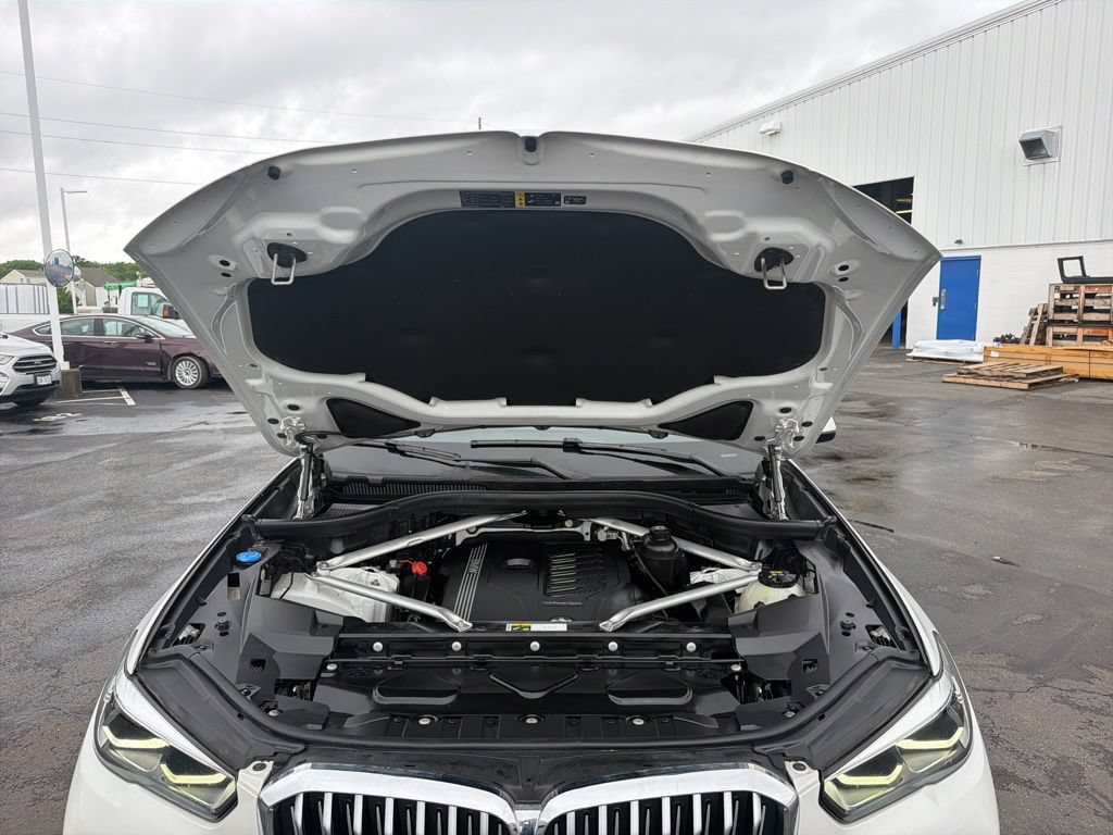 Used 2019 BMW X5 xDrive40i w/ Convenience Package AWD/4WD image 35