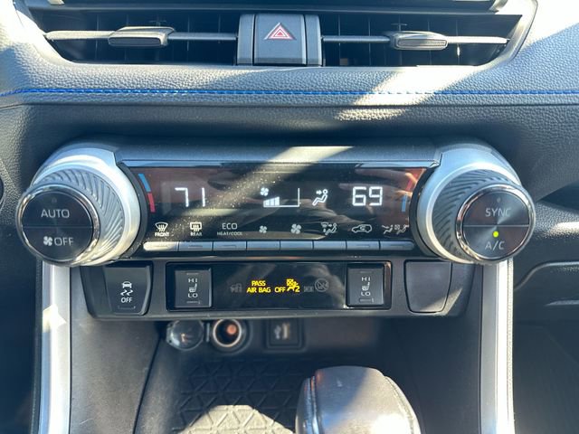 Used 2024 Toyota RAV4 SE w/ Weather Package image 21