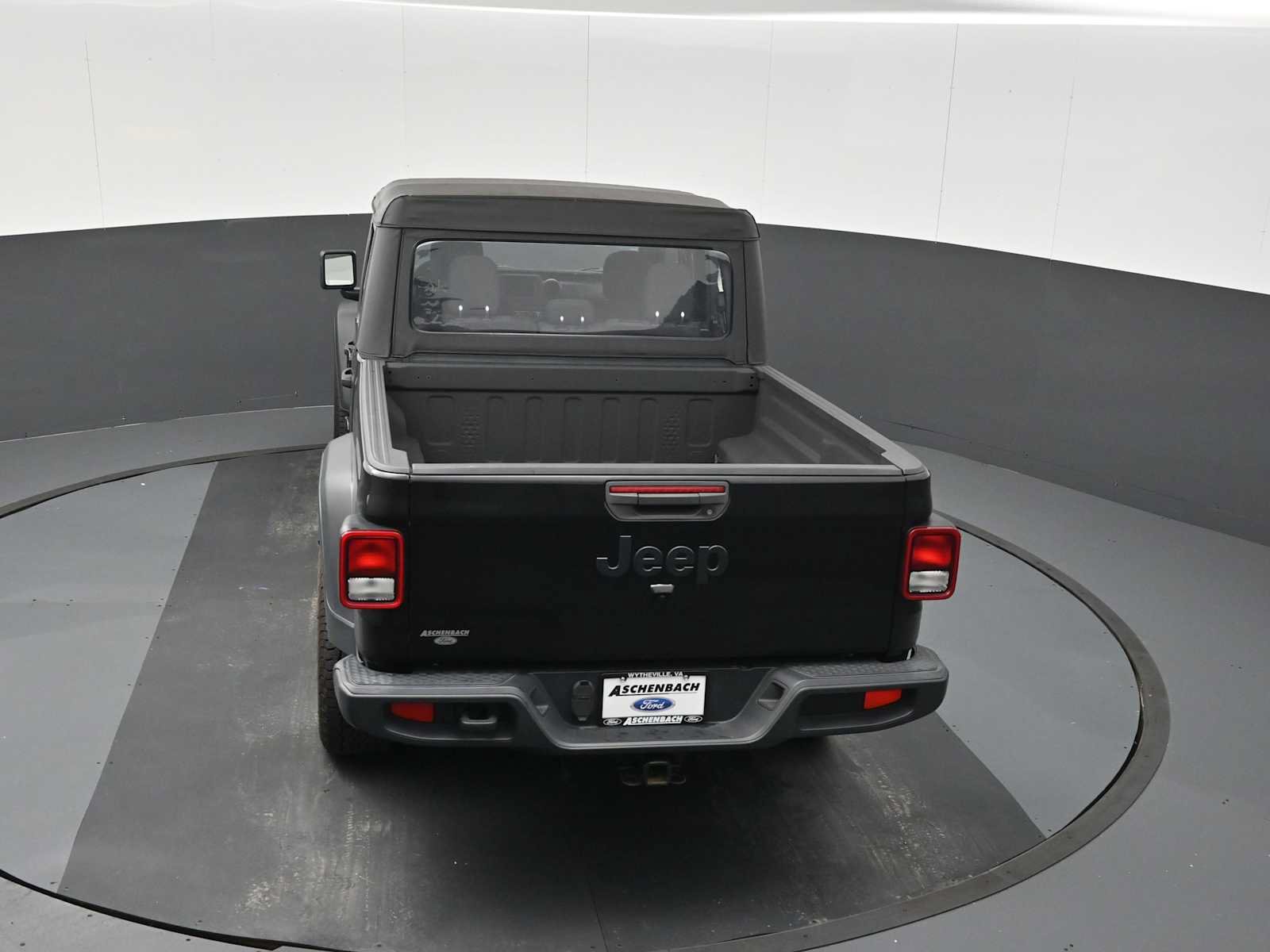 Used 2022 Jeep Gladiator Sport w/ Trailer Tow Package AWD/4WD image 45
