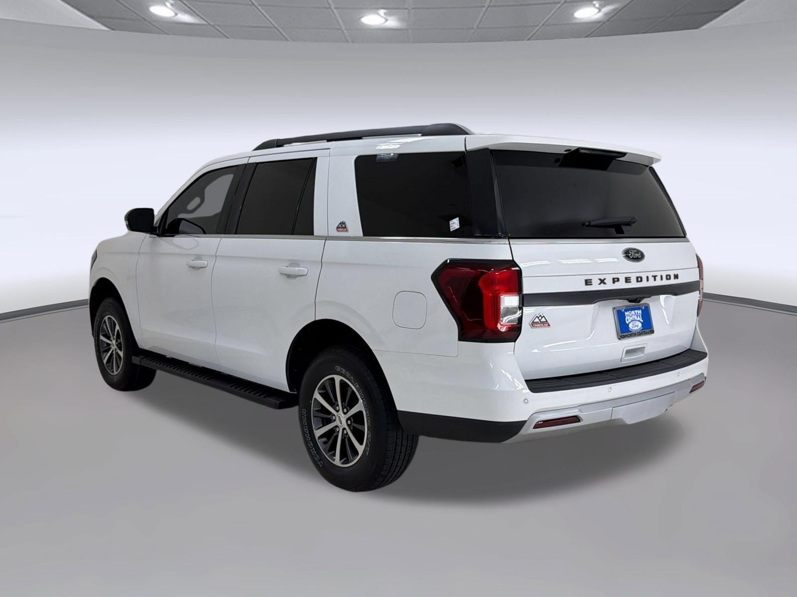 Certified 2024 Ford Expedition Timberline AWD/4WD image 3