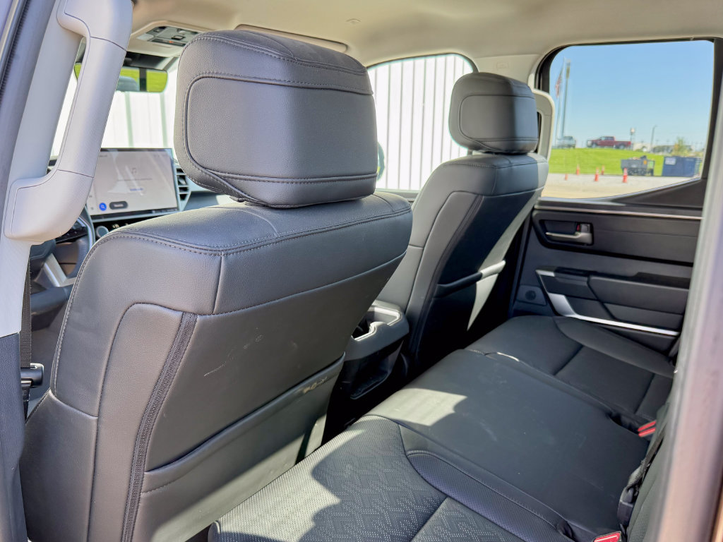 Used 2023 Toyota Tundra Limited AWD/4WD image 13