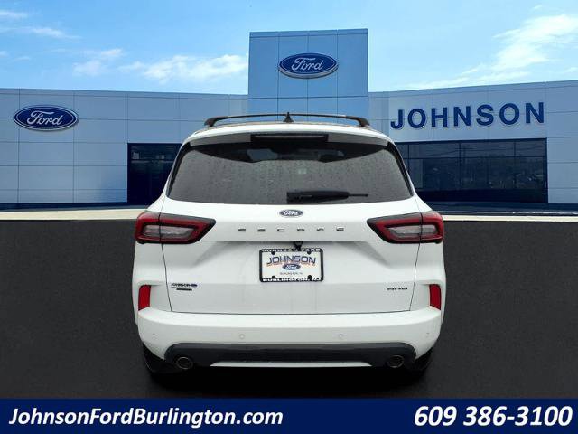 Certified 2023 Ford Escape ST-Line w/ Tech Pack #1 image 4