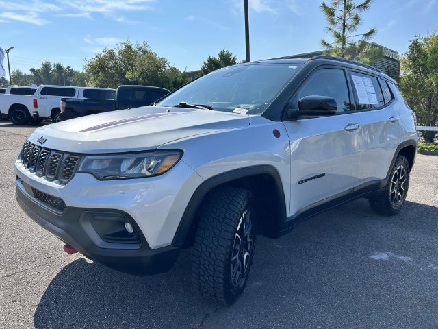 Used 2026 Jeep Compass Trailhawk AWD/4WD image 31