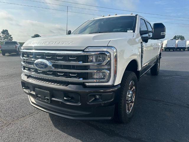 Certified 2025 Ford F250 King Ranch AWD/4WD image 4