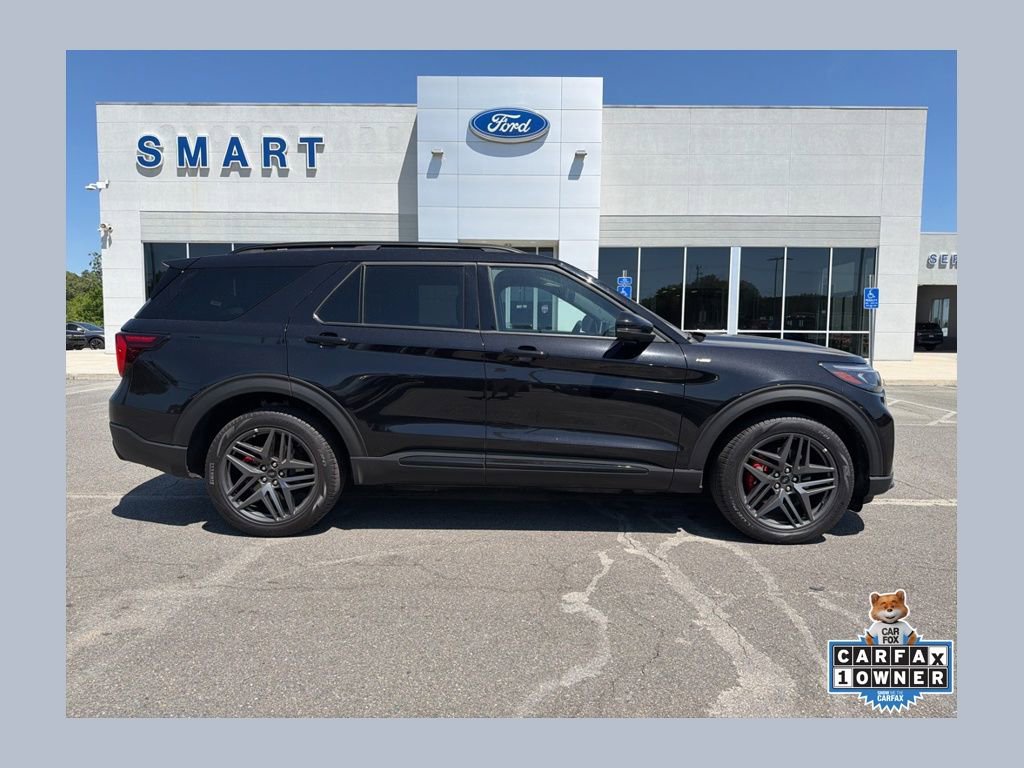 Certified 2025 Ford Explorer ST-Line w/ ST-Line Street Pack AWD/4WD image 1