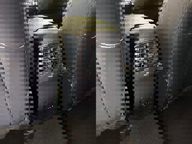 Certified 2022 Ford Escape Titanium image 17