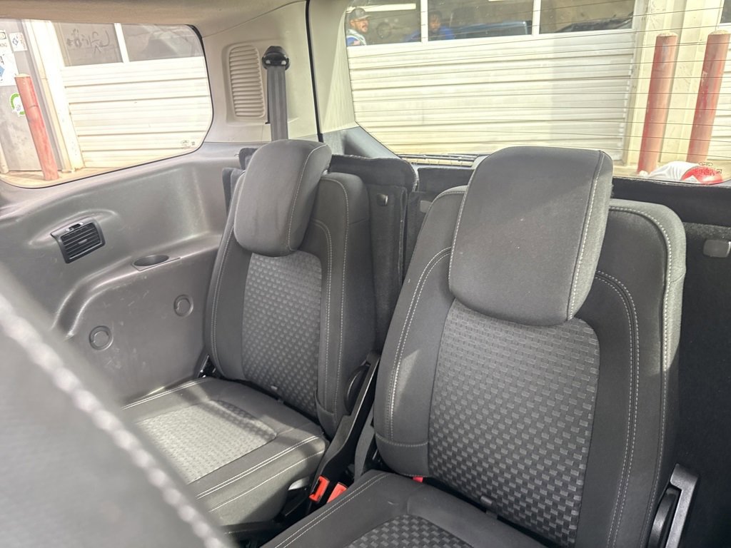 Certified 2022 Ford Transit Connect XLT image 20