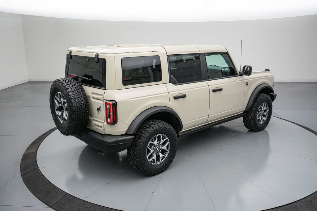 Certified 2025 Ford Bronco Badlands image 5