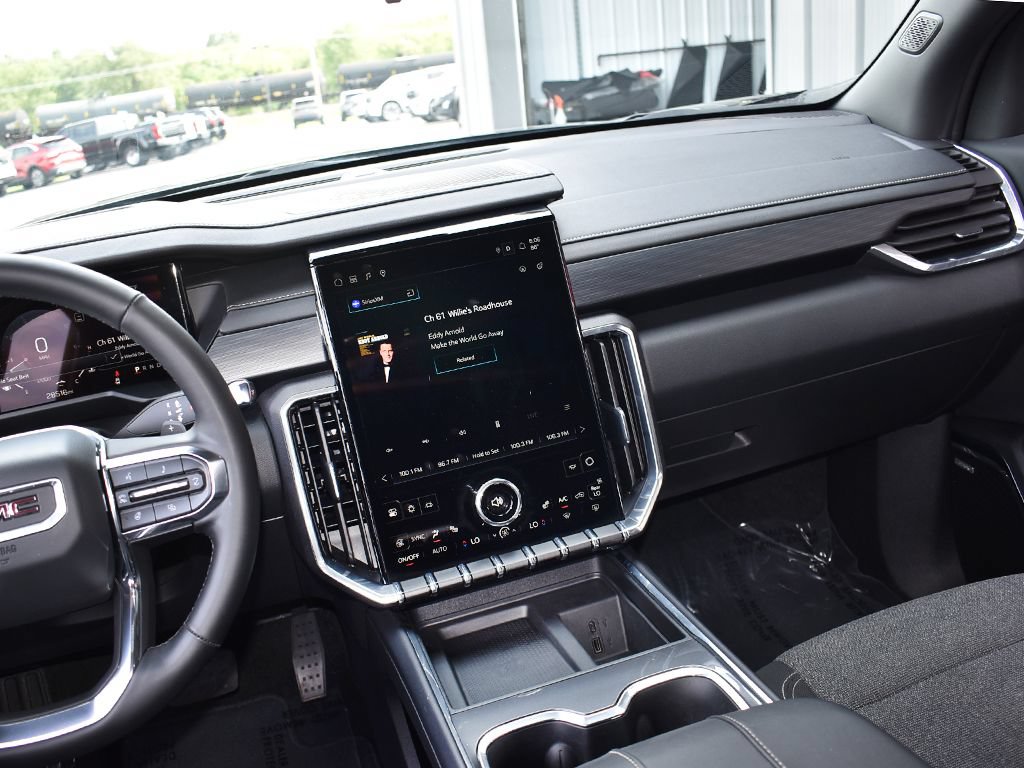 Used 2025 GMC Acadia Elevation AWD/4WD image 18
