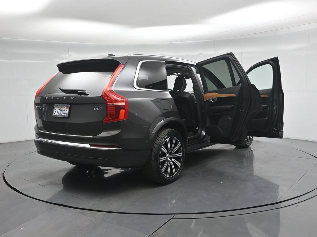 Used 2023 Volvo XC90 B6 Plus w/ Protection Package Premier AWD/4WD image 4