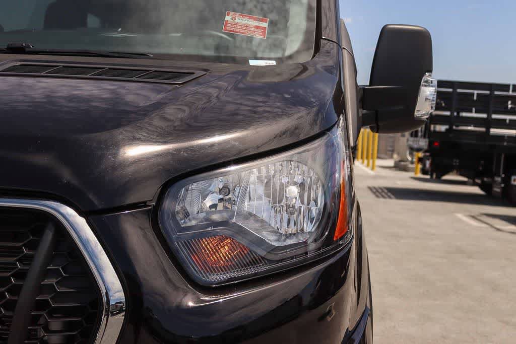 Certified 2025 Ford Transit 350 XLT RWD image 7