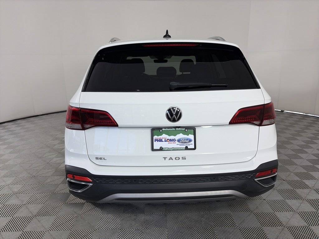 Used 2022 Volkswagen Taos SEL w/ Panoramic Sunroof Package image 6