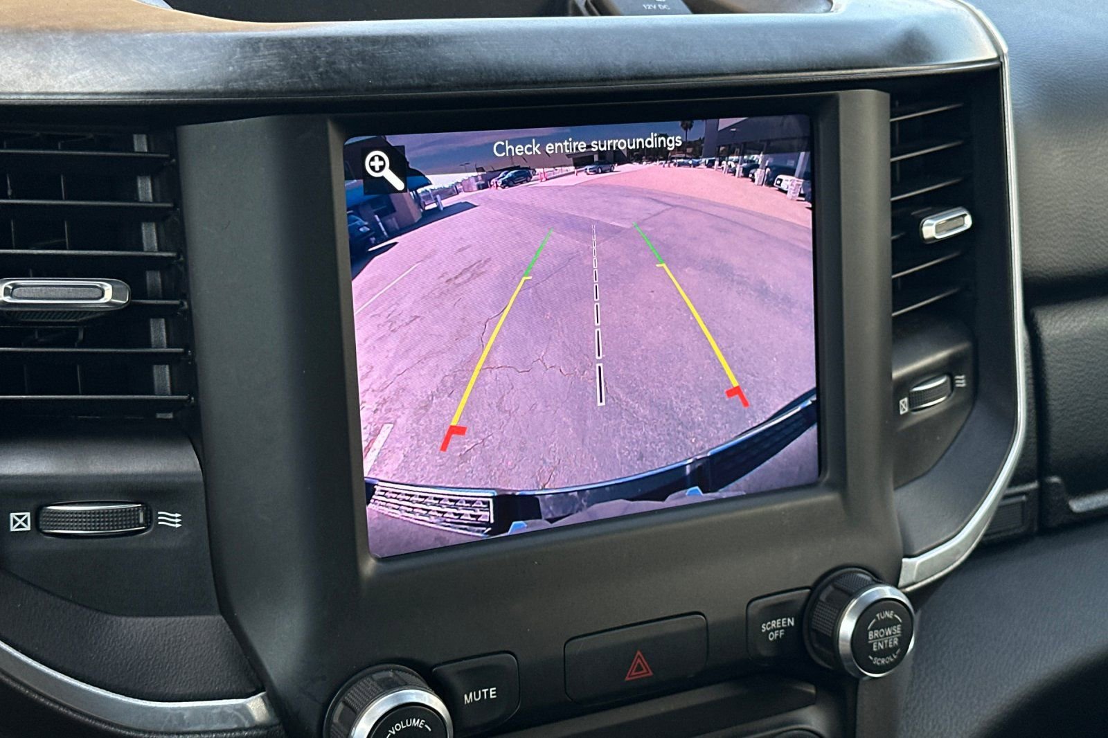 Used 2019 RAM 1500 Big Horn image 17