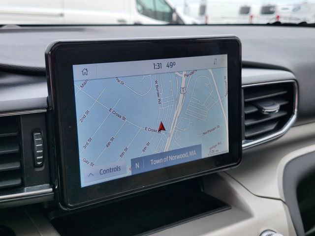 Certified 2022 Ford Explorer XLT w/ Equipment Group 202A image 23