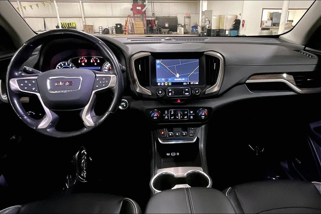 Used 2020 GMC Terrain Denali w/ GMC Pro Grade Package AWD/4WD image 14